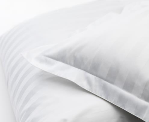 Ropa de cama DUX satinada a rayas blanco